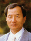Professor Lee, Sa-Ge