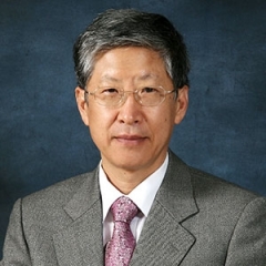 Professor Doochul Kim