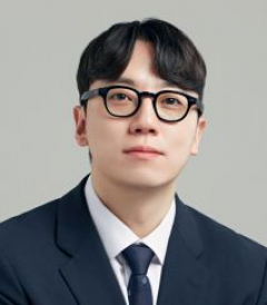 Professor Lee, Hong-Gyun