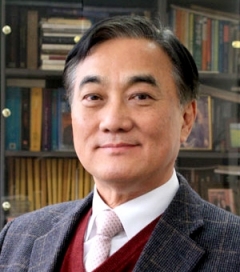 Professor Yim, Jeongbin