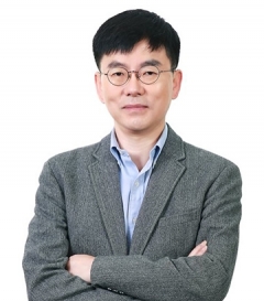 Professor Kim, Changyoung