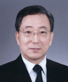 Professor Shin, Wanchul