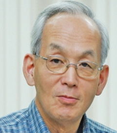 Professor Eun, Lee
