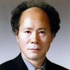 Professor Yongmin Cho