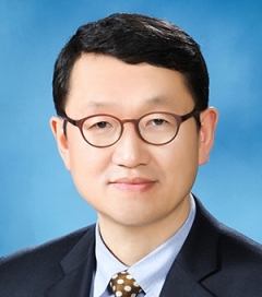Professor Kim, Jae Bum